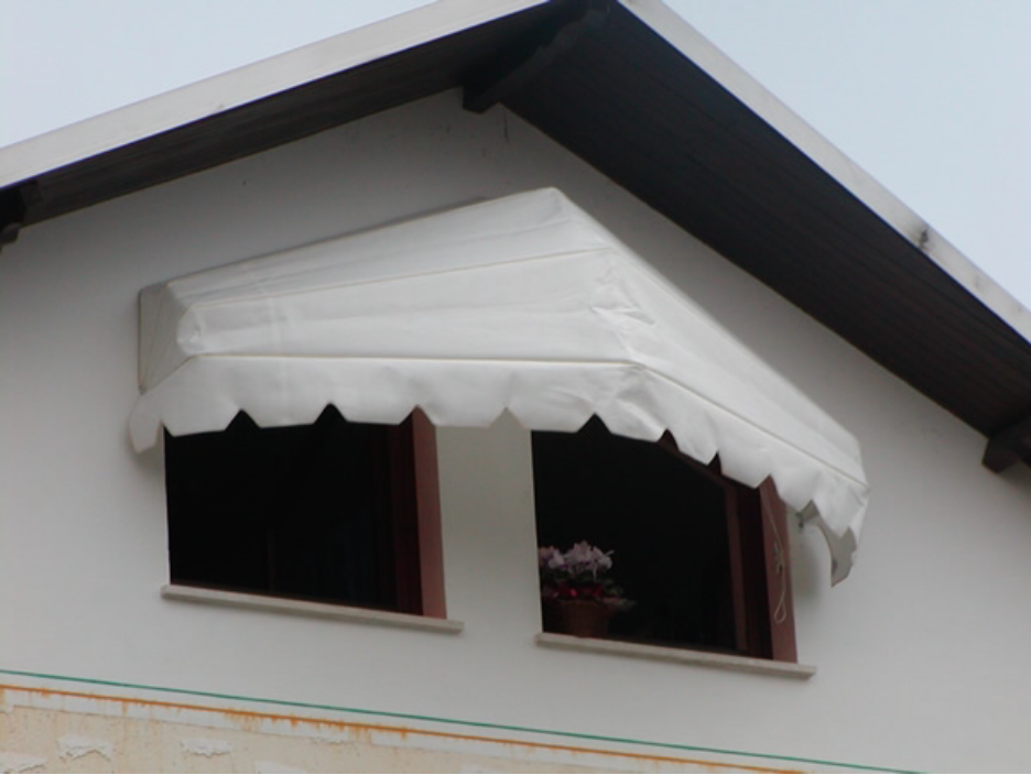 Store-corbeille, fabricant , store, extérieur, store, boutique, et ,magasin, store, pas, cher, sur, mesure,  store, balcon, store, commerce,   